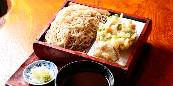 かき揚げせいろ　そば屋　角清（かどせい）